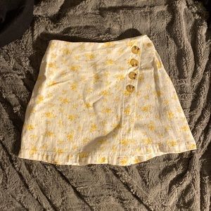 Yellow flower skort, size s